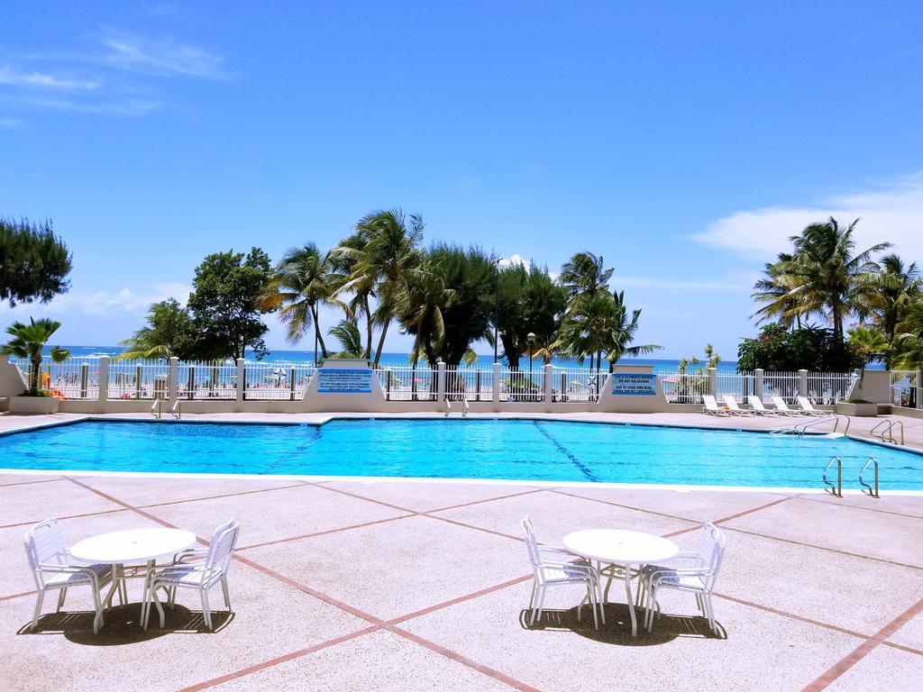 Beachfront Coral Beach Condo Сан-Хуан Экстерьер фото